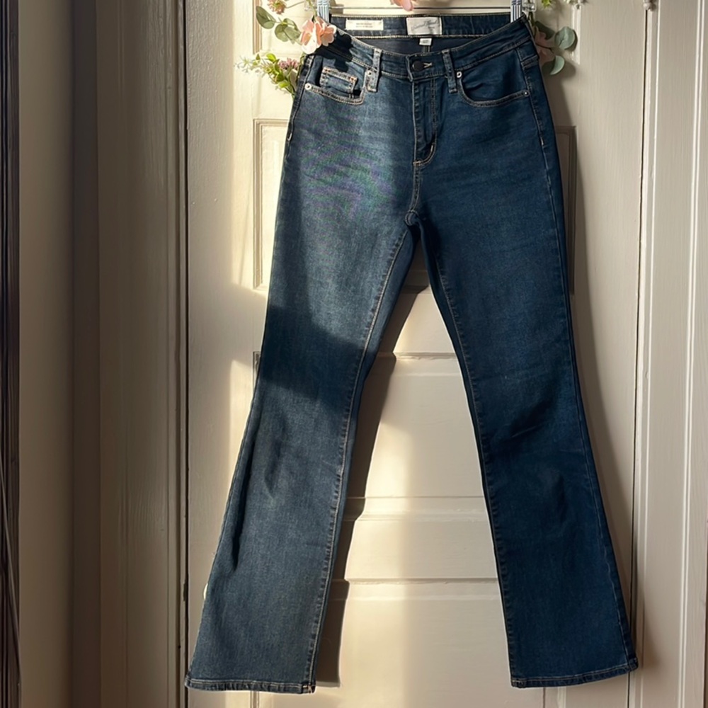 🌿 Universal Thread Dark Blue Bootcut Jeans